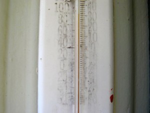 Temperature 9 November 4.30 pm over 30c...