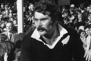 96970940_Playing_220174c