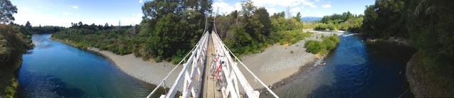 red-hut-bridge-panorama.jpg-nggid046863-ngg0dyn-720x340x100-00f0w010c010r110f110r010t010